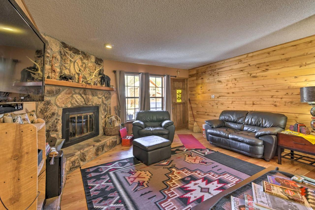 Downtown Red River Retreat With Mtn Views And Yard Exterior foto